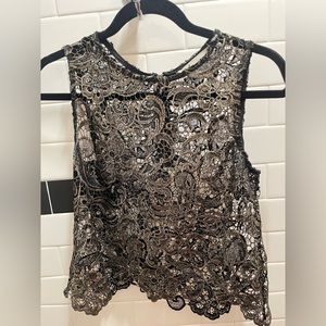Sans Souci Small gold and black blouse